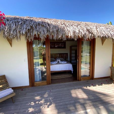 Tiki Pool's Bungalows Fortim Bagian luar foto