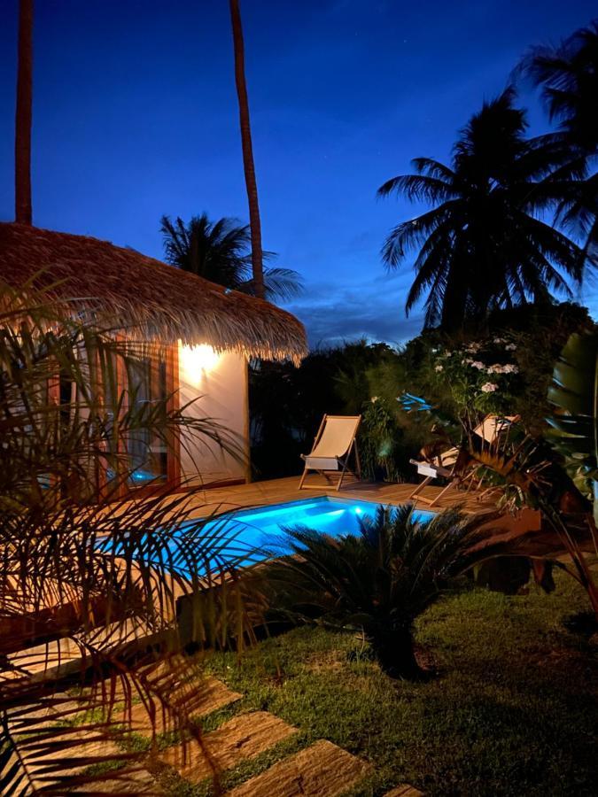 Tiki Pool's Bungalows Fortim Bagian luar foto