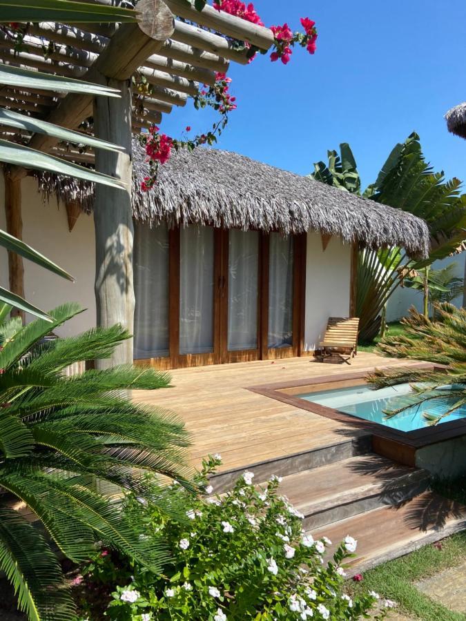 Tiki Pool's Bungalows Fortim Bagian luar foto